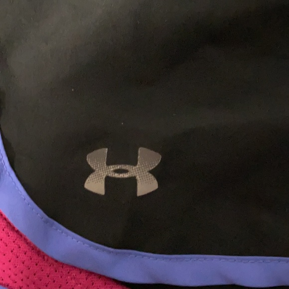 Under Armour running shorts - Picture 2 of 4
